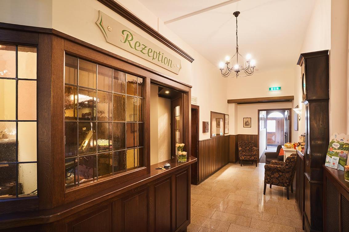 Hotel Altdeutsche Weinstube - Superior Rüdesheim am Rhein Exterior foto